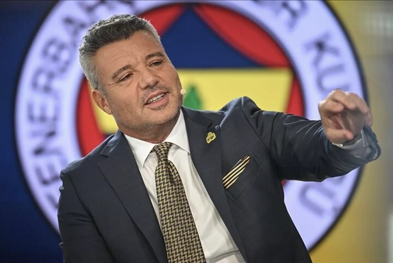 Adana Fenerbahçeliler Derneği’nden Sadettin Saran’a destek açıklaması