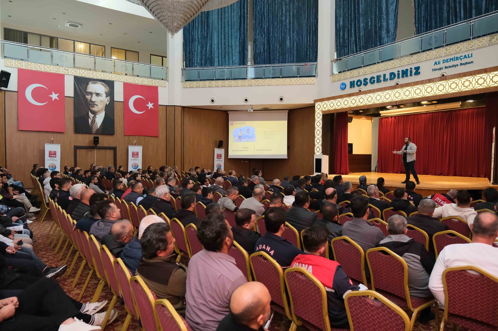 Adana Büyükşehir Belediyesi personeline Güvenli Sürüş Teknikleri Eğitimi verildi