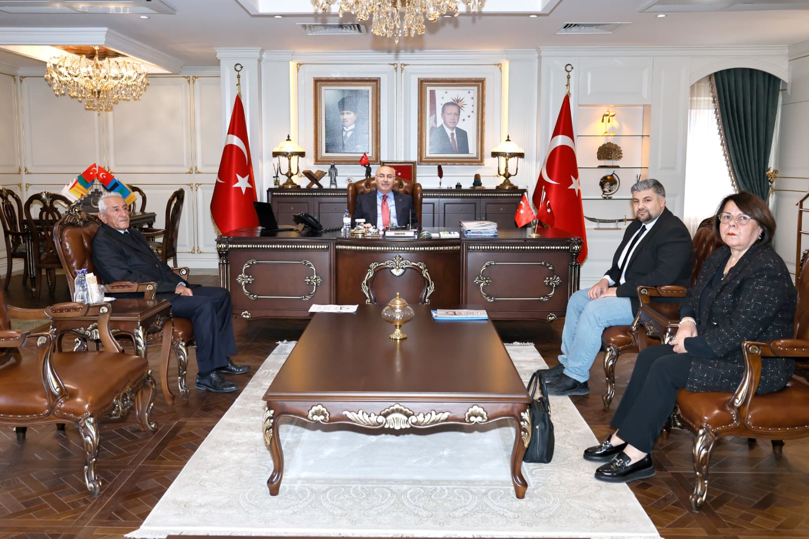 5 Ocak Platformu Temsilcilerinden  Adana Valisi Yavuz Selim Köşger’e Ziyaret