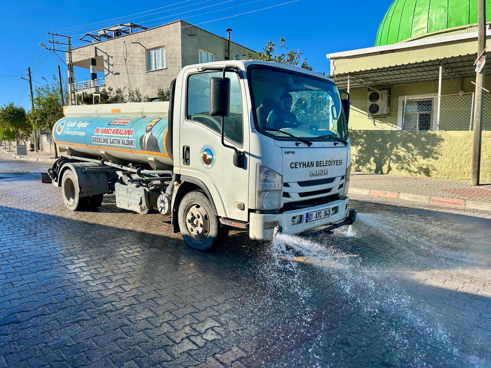 Ceyhan Belediyesi Merkez ve Kırsalda Temizlik Seferberliğini Sürdürüyor