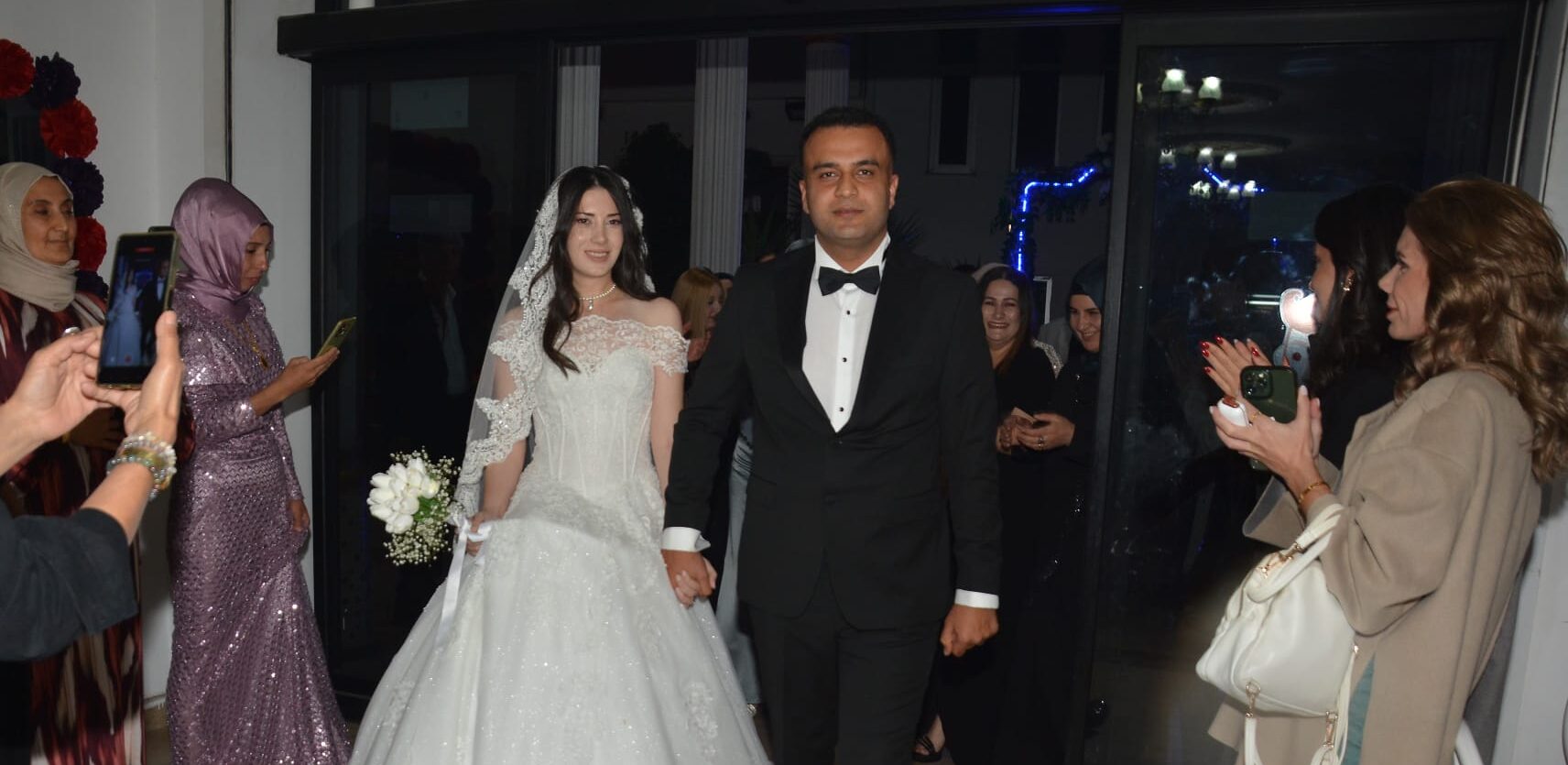 BİR ÖMÜR MUTLULUK İÇİN “EVET” DEDİLER