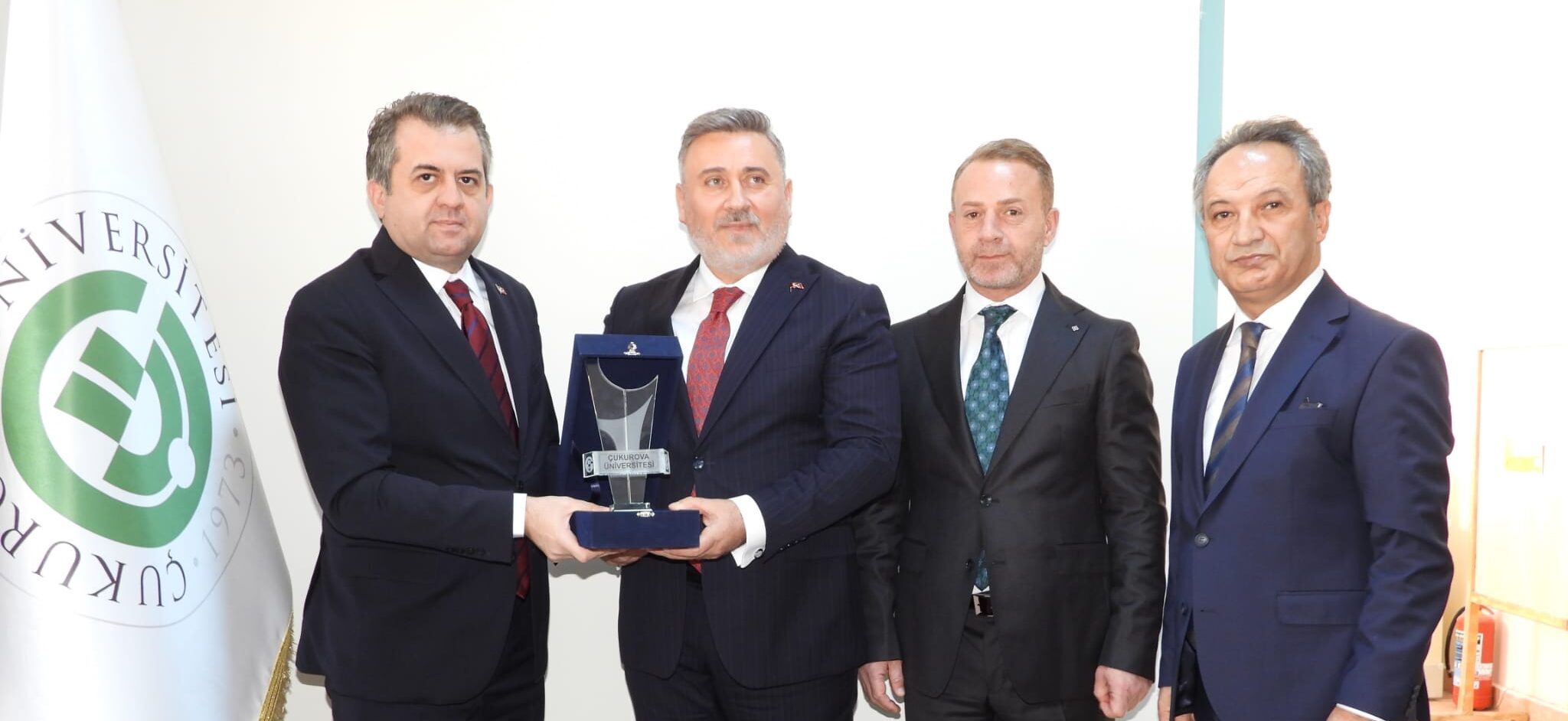 Balcalı Hastanesi’ne 15 Konteyner Destek