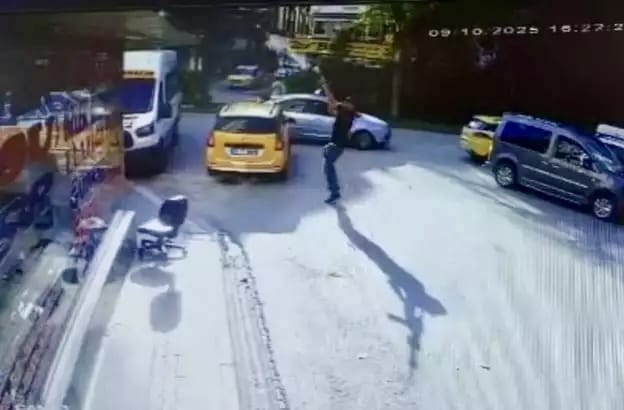 Sevgilisinin çalıştığı İşyerini Kurşunladı