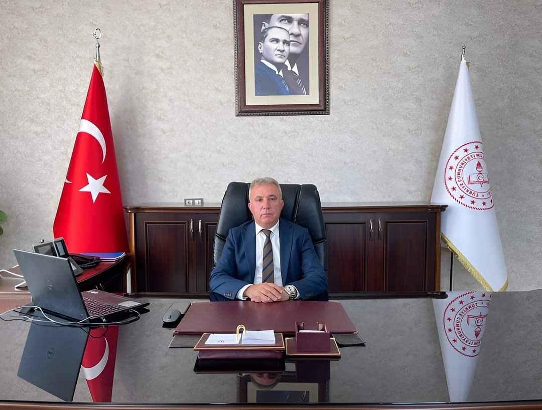 İNSANA ÖZGÜRLÜK,TOPLUMA BAĞIMSIZLIK ALTIN TEPSİDE SUNULMUYOR!