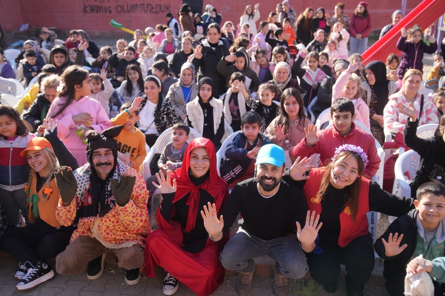 Seyhan Belediyesinden Çocuklara Tiyatro Dolu Sömestir