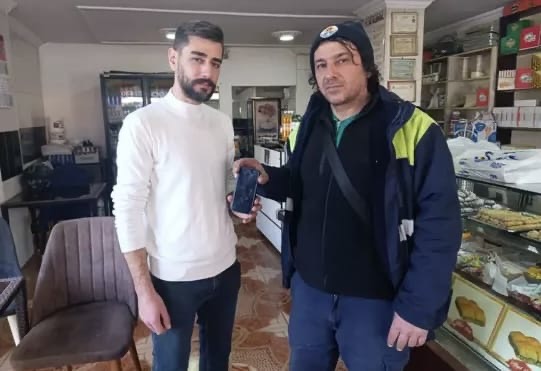 Bu Devirde Böyle İnsanlık Kaldı mı!