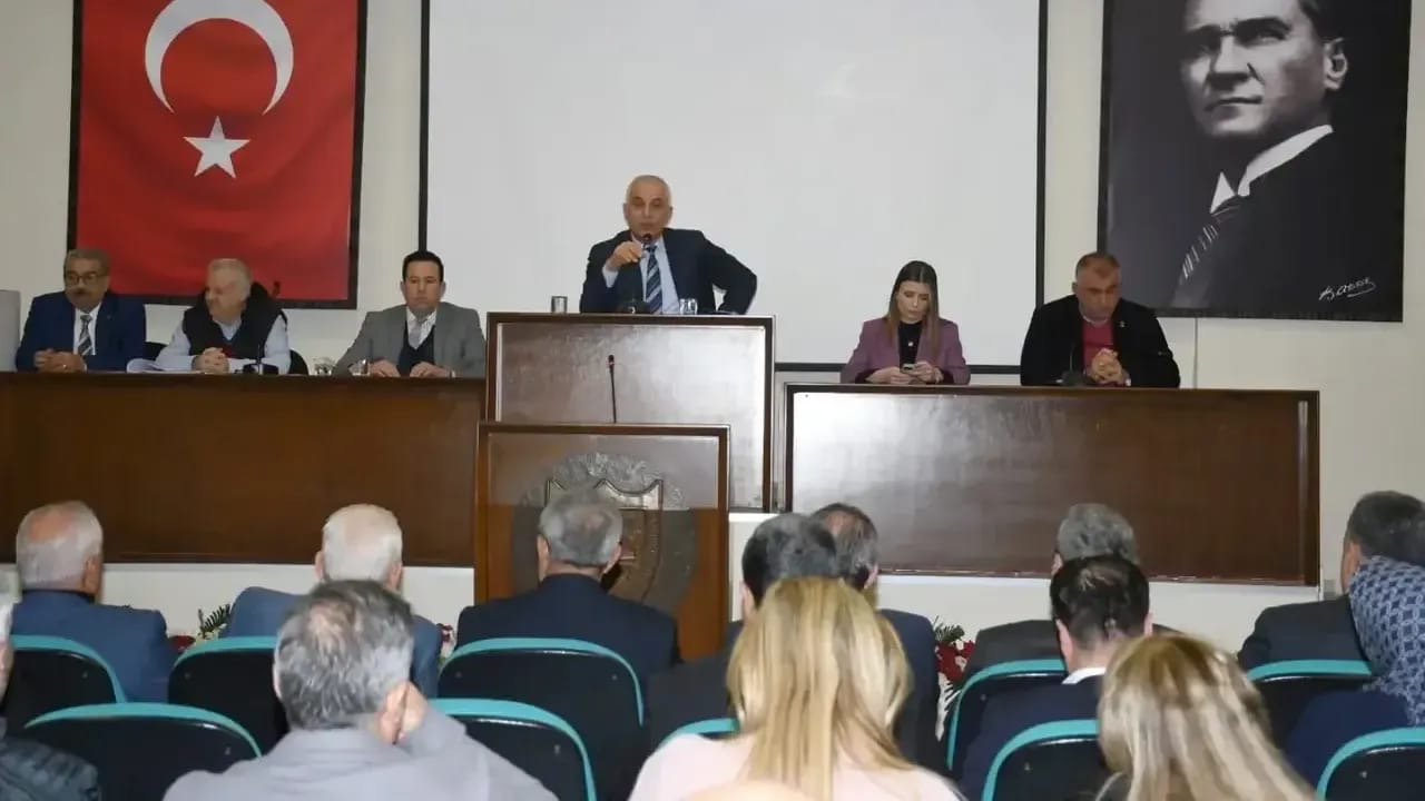 Yağlı Boyacılar Esnaf Odası’nda seçim: Mustafa Göktaş güven tazeledi