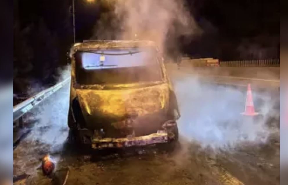 Seyir Halindeki Çekici Alev Aldı