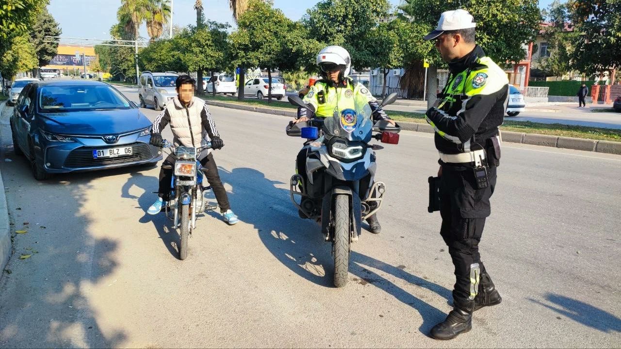 Adana’da Motosiklet Denetimleri Sıkılaştı: Aralık Ayında Çok Sayıda İhlal Tespit Edildi