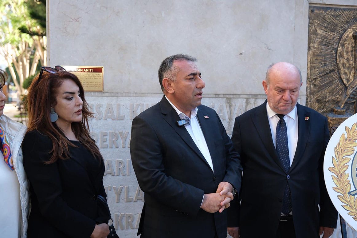 “Basın çok yönlü kuşatma altında”