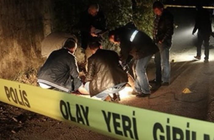 İki Çocuğunu Öldürüp İntihar Etti