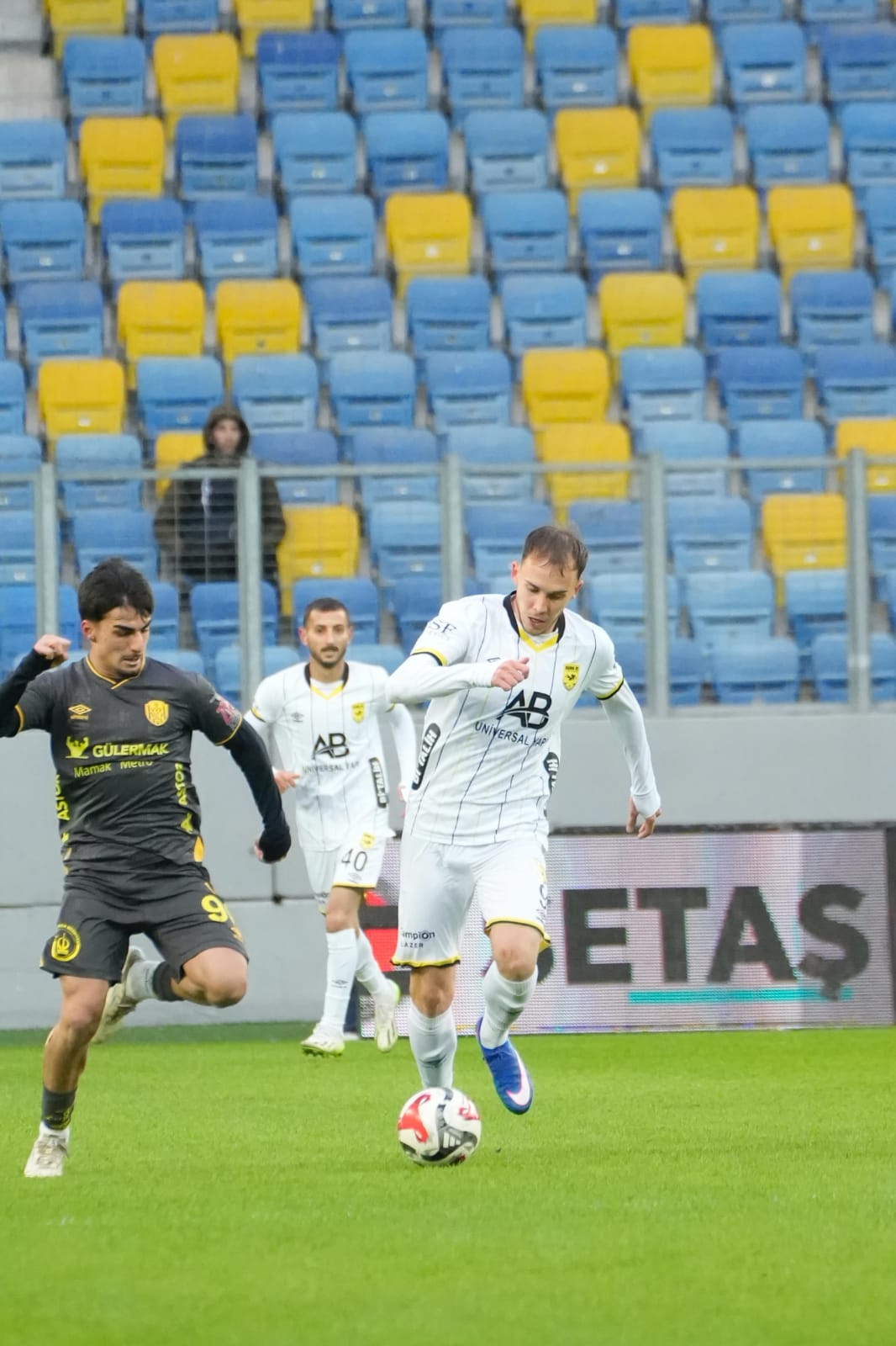 Başladığı gibi bitti 0-0