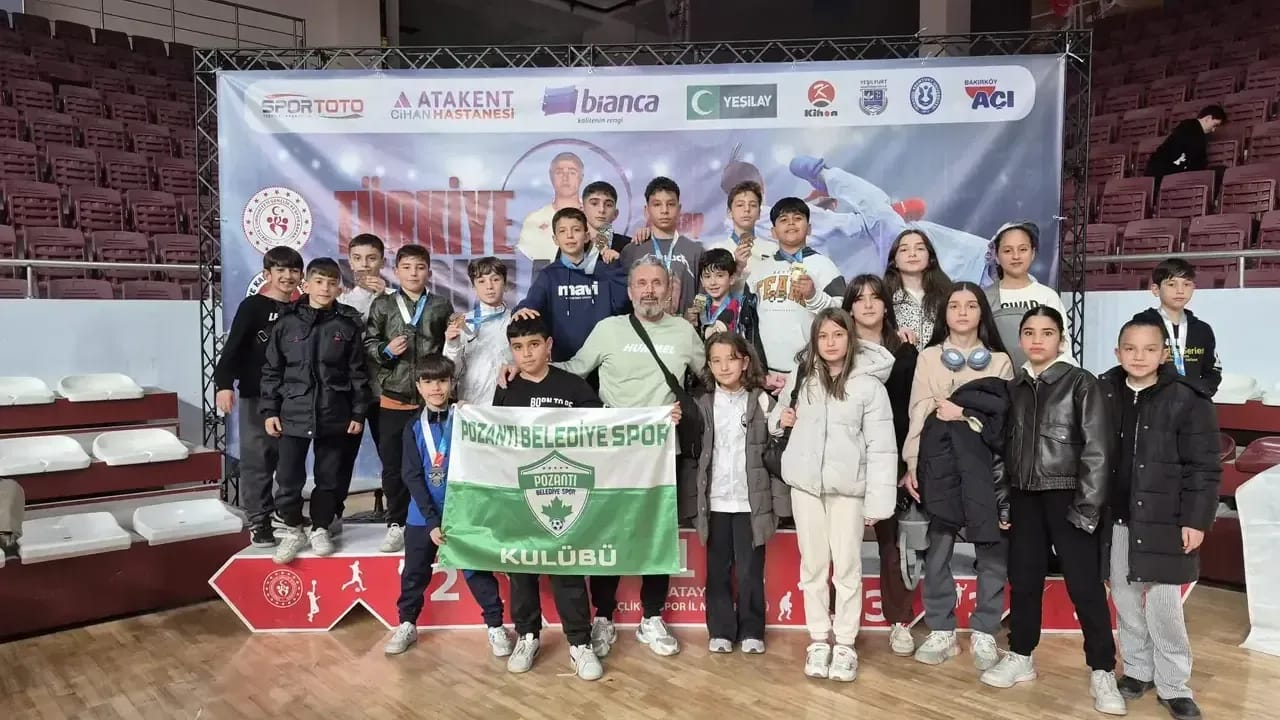 Pozantı Karate Takımı Hatay’dan 17 madalyayla döndü