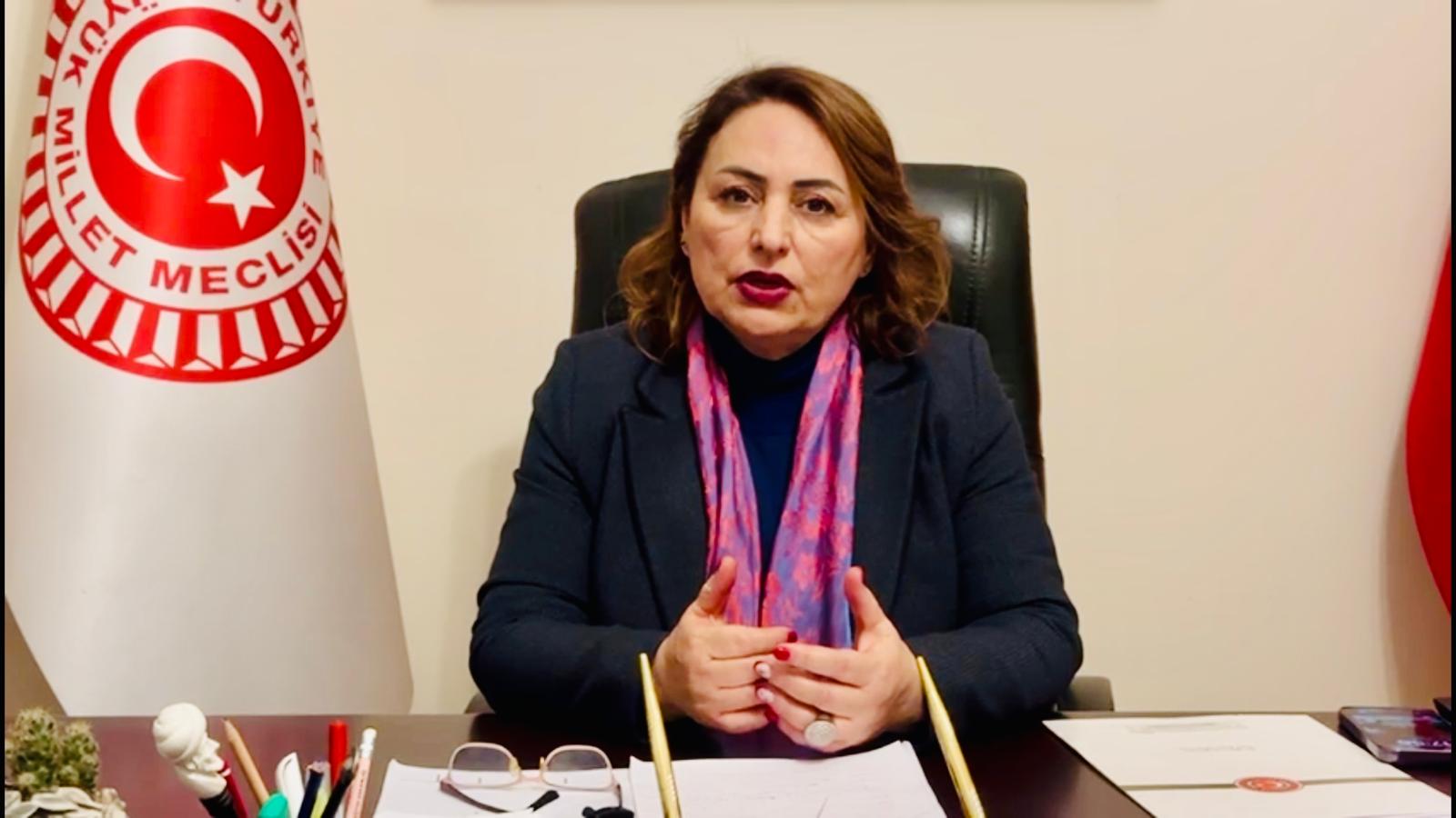 “Açlık sınırı 30 bin lira, emekli maaşı 18 bin 939 Lira!”