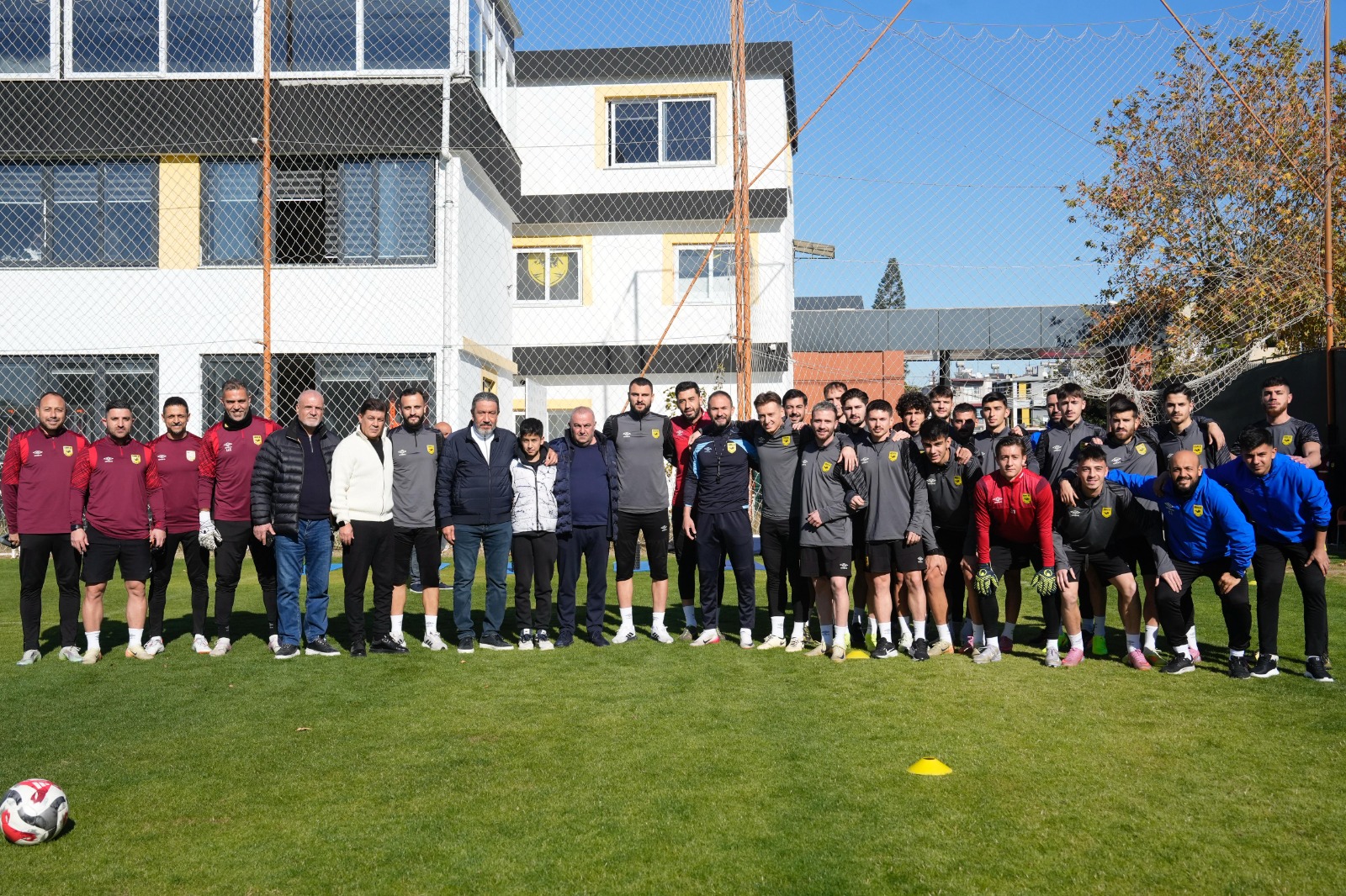 Murat Şahin’den başarı dileği