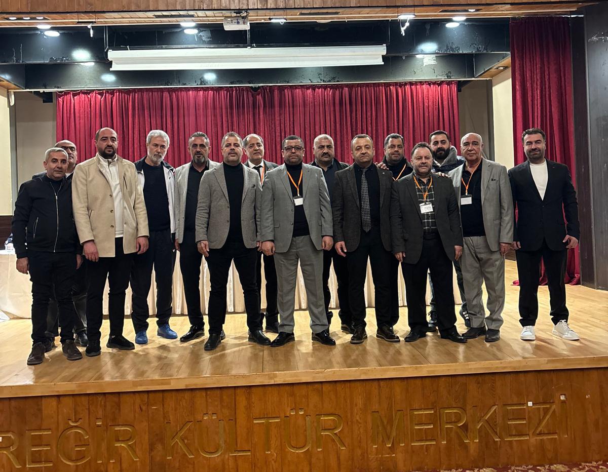 ADANA KANTİNCİLERİNDEN EKİP RUHUNA TAM DESTEK: ERGÜN EVRENKAYA VE YÖNETİMİ GÜVEN TAZELEDİ!