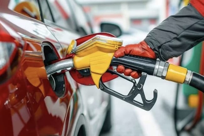 Motorin Bugünden İtibaren Zamlandı