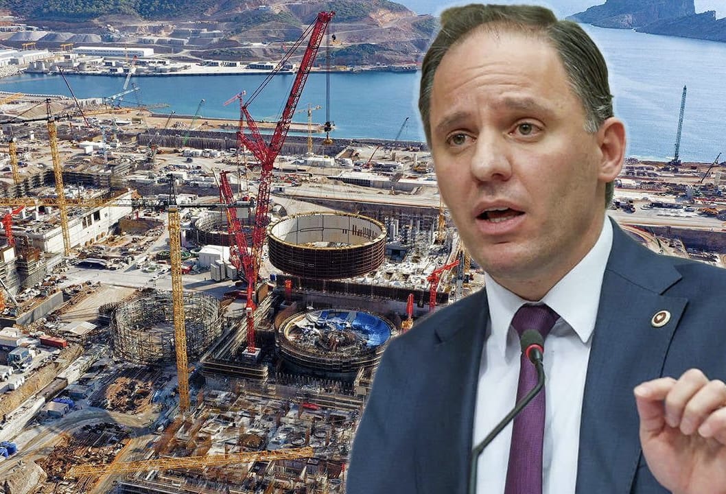 “Akkuyu‘da Ülkenin Geleceği Satıldı”