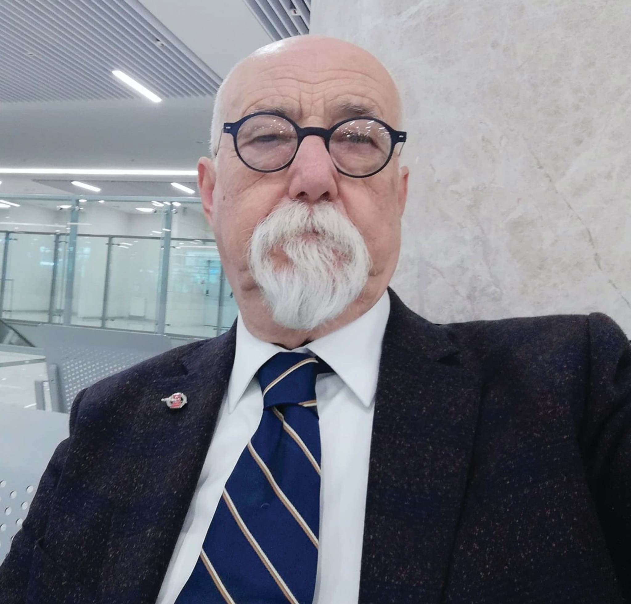 Erdoğan Varol vefat etti