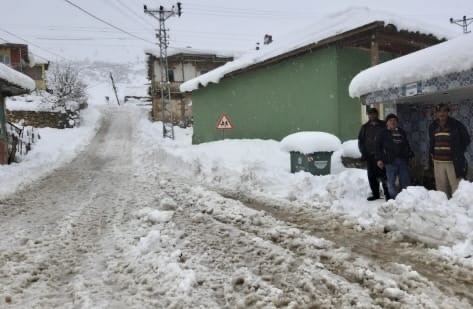 Tufanbeyli‘de Eğitime Kar Engeli