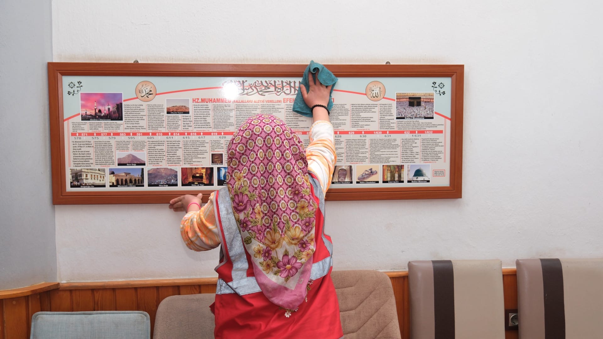 Ceyhan’da Camileri Ramazan İçin Pırıl Pırıl Hale Getiriliyor