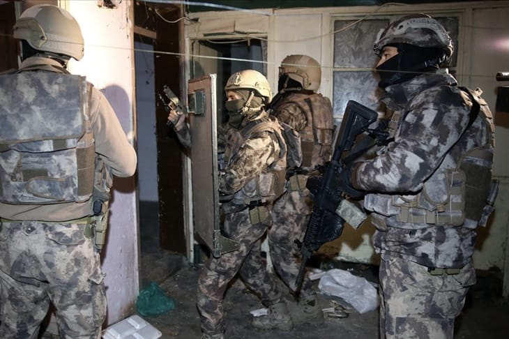 Adana ve 21 İlde MLKP Operasyonu