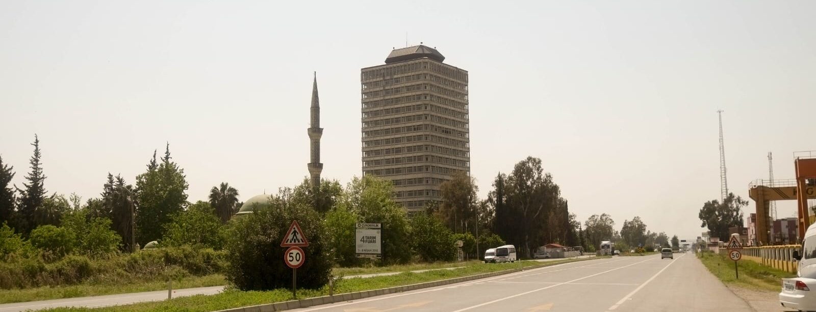 “DoCoMoMo listesindeki modern mimarlık mirası ÇUKOBİRLİK yok edilemez”