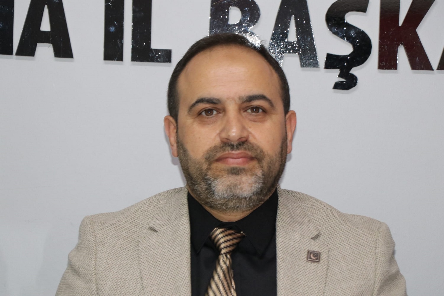 ÖZKUT ÖZDEMİR: “HÜKÜMET GÖZÜNÜ DAR GELİRLİNİN CEBİNE DİKMİŞ DURUMDA”