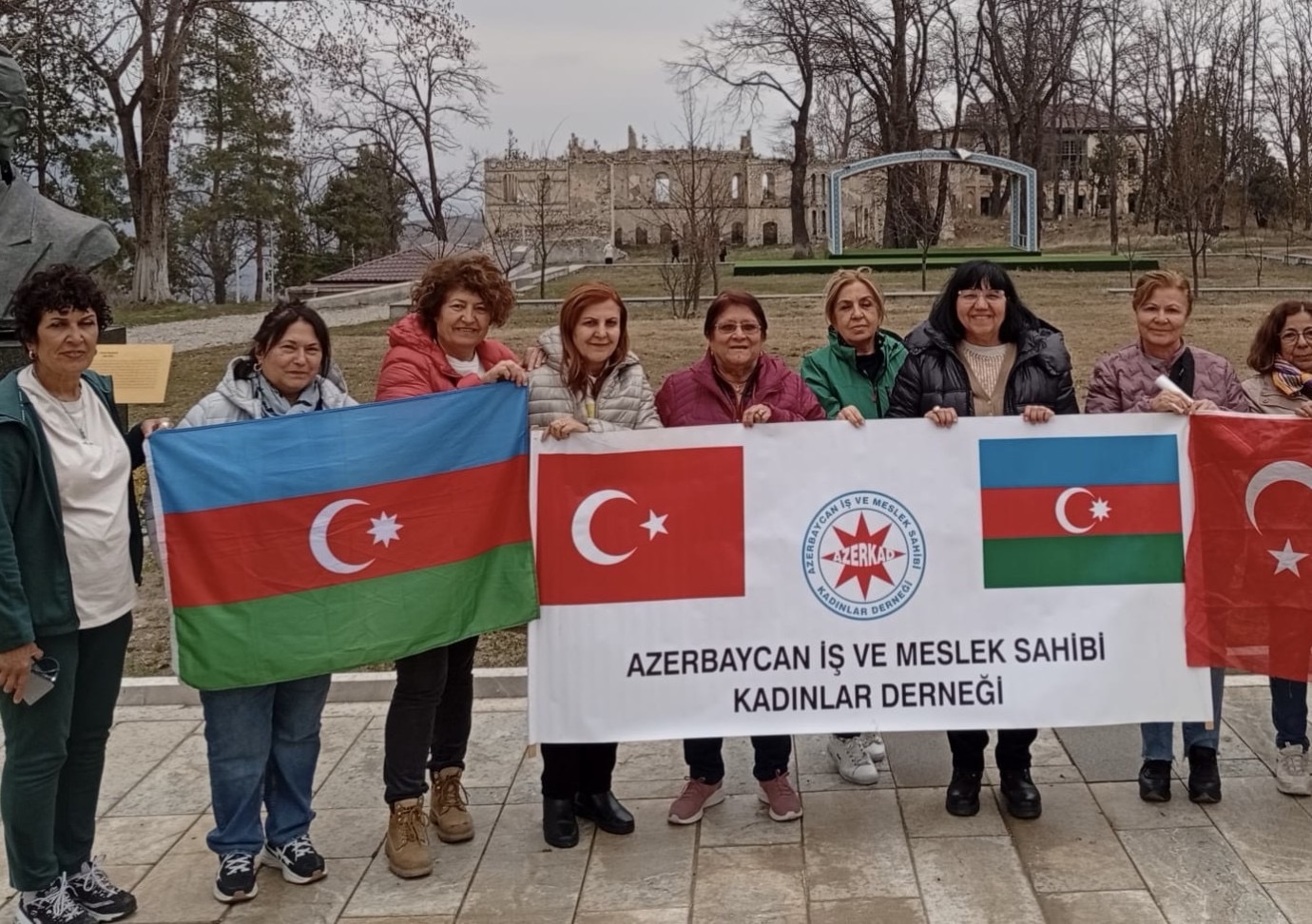 “Hocalı Soykırımını Unutmadık”