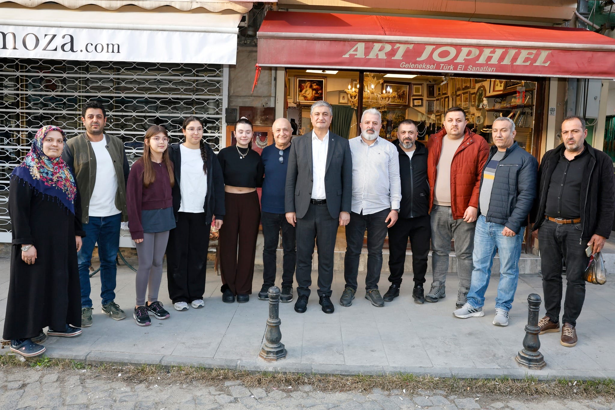 VALİMİZ SAYIN MUSTAFA YAVUZ’DAN ESNAF VE VATANDAŞ ZİYARETLERİ