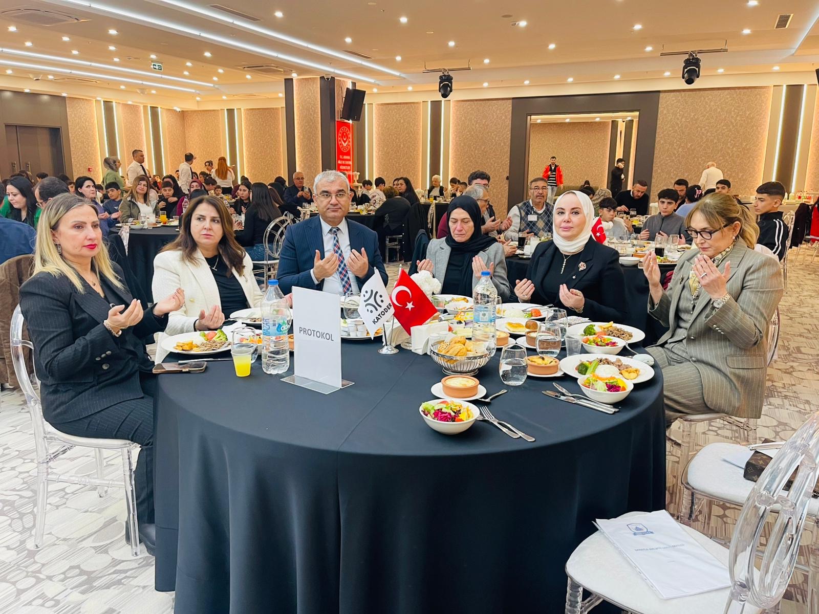 KATODER Adana’dan  anlamlı iftar programı