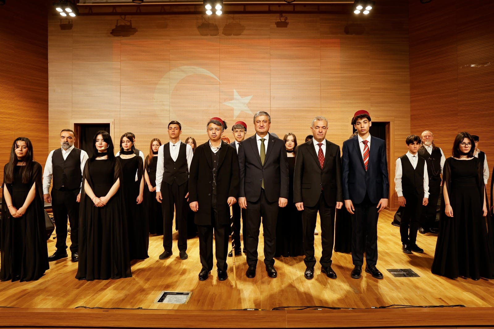 VALİ SAYIN MUSTAFA YAVUZ İSTİKLAL MARŞI’NIN KABUL EDİLİŞİNİN 105. YIL DÖNÜMÜ VE MEHMET AKİF ERSOY’U ANMA GÜNÜ ETKİNLİĞİNE KATILDI