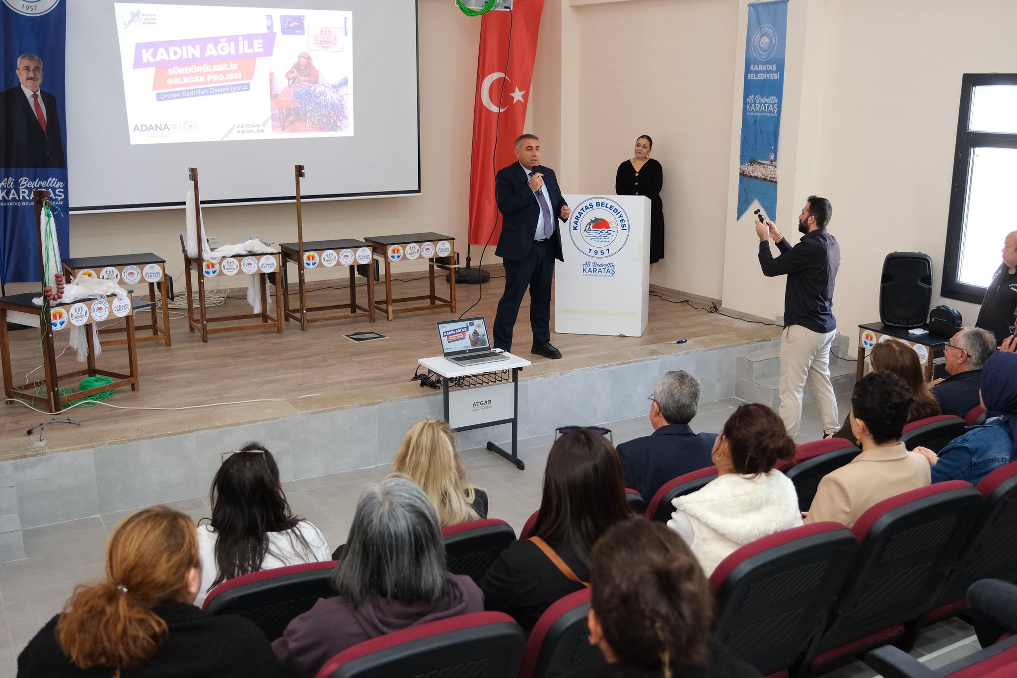 Karataş ilçesindeki kadınlar balık ağı üretimi ile ekonomik güç kazanacak