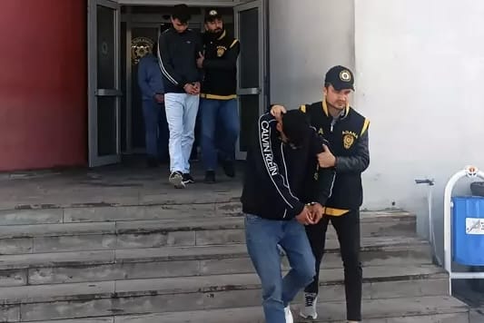 Komiser (!) Vedat Emekliyi Dolandırdı