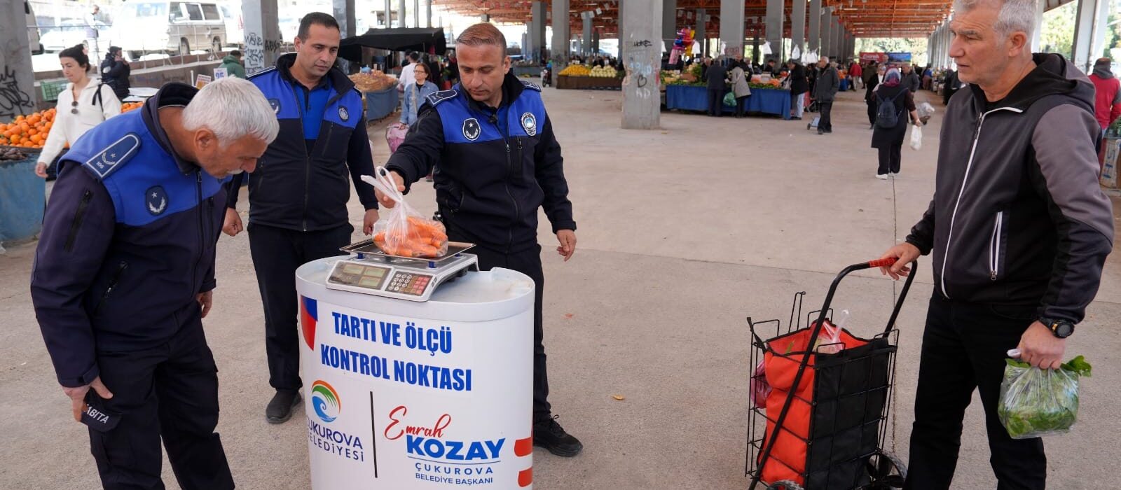 ÇUKUROVA BELEDİYESİ’NDEN PAZARLARDA SIKI DENETİM