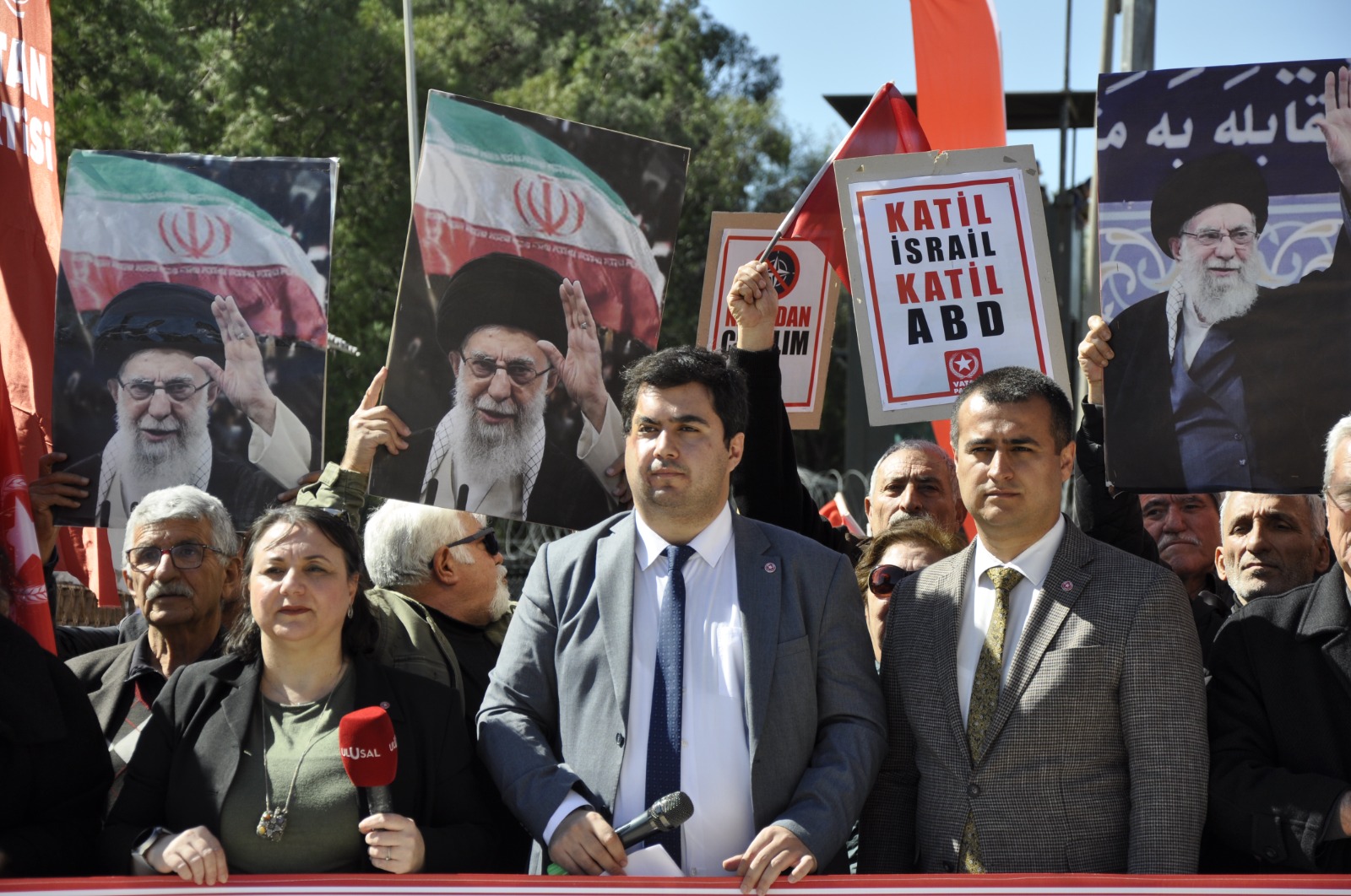 VATAN PARTİSİ İNCİRLİK ÜSSÜ’NDEN SESLENDİ: TRUMP’IN ASKERLERİNİ EVLERİNE TABUTLA DEĞİL BAVULLA GÖNDERELİM