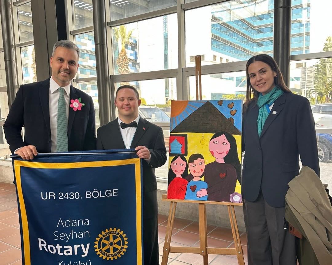 Seyhan Rotary Özel Çocuklar Sergisinde