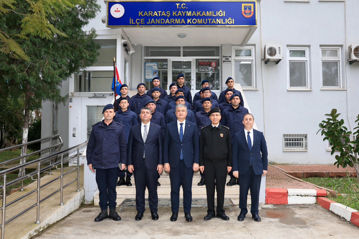 VALİ SAYIN MUSTAFA YAVUZ KARATAŞ İLÇEMİZİ ZİYARET ETTİ