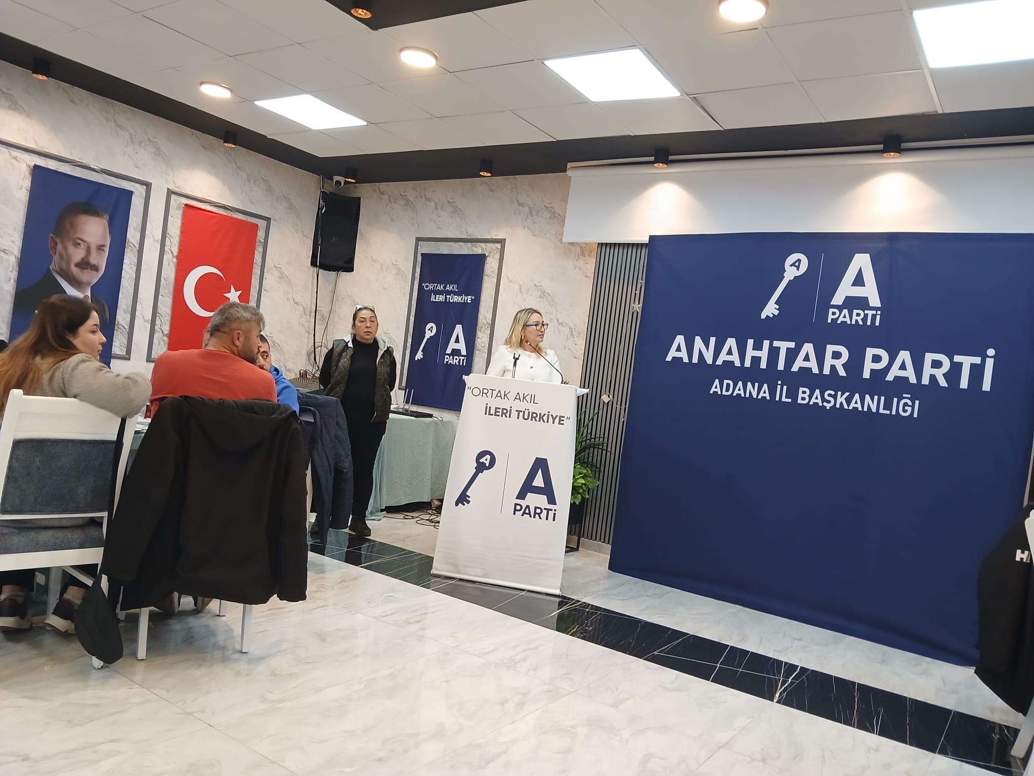 Anahtar Parti’den Adana’da Birlik ve Dayanışma İftarı