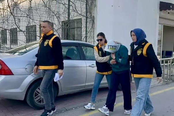 Eşini Bıçaklayan Kadın Tutuklandı