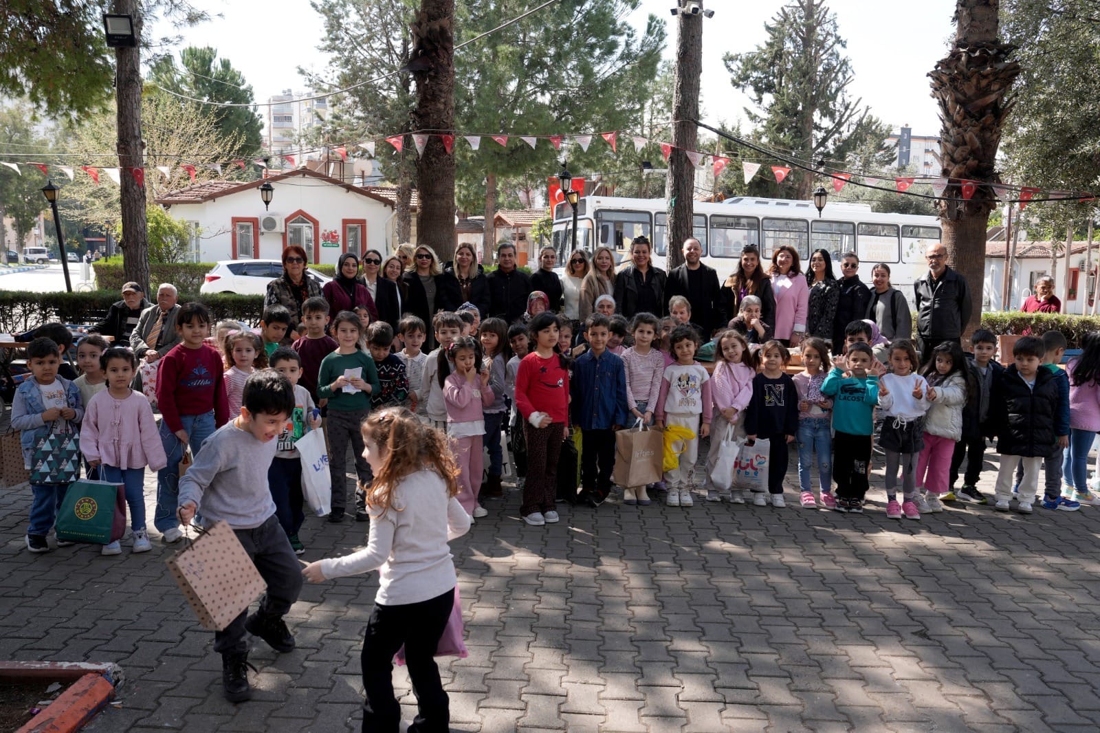 ÇUKUROVA’DA NESİLLER BULUŞTU