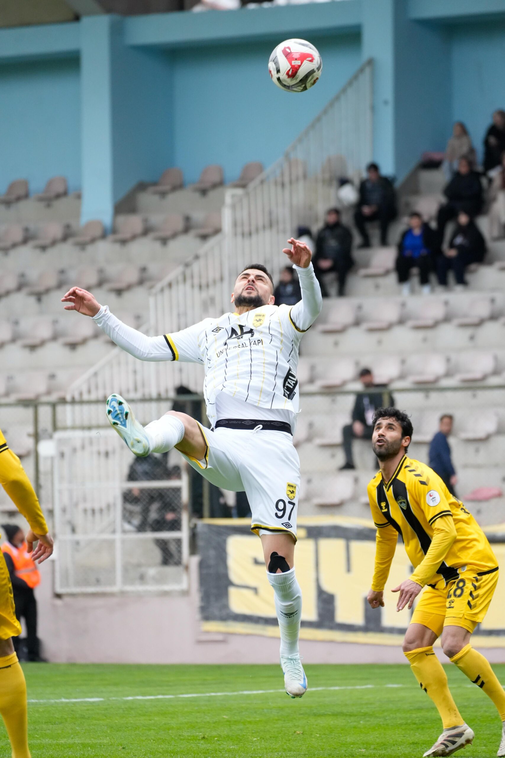 Adana 01 FK ikinci yarıda güldü 1-3