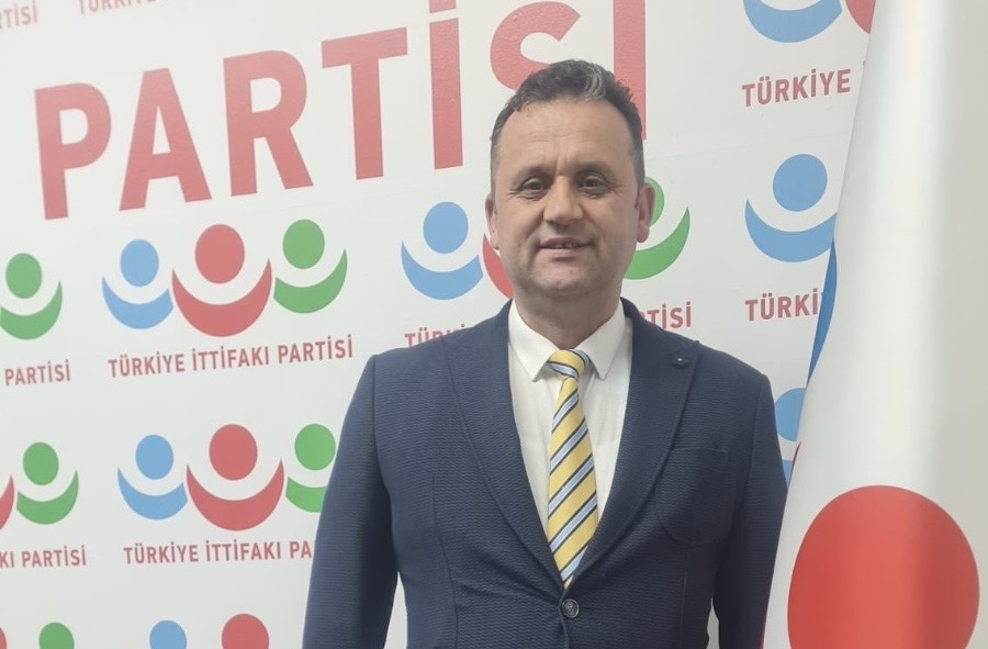 Türkiye İttifakı Partisi Adana Teşkilatı’ndan Gençler İçin Umut Projesi