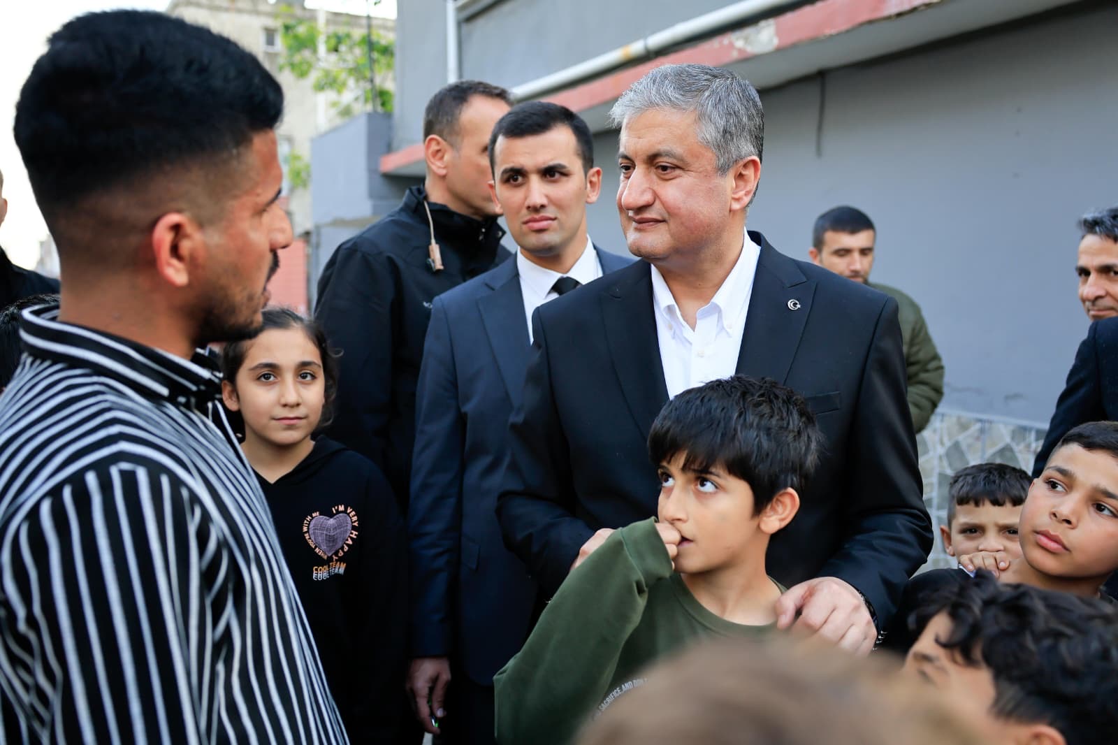 VALİ MUSTAFA YAVUZ YÜREĞİR ESNAFIMIZI ZİYARET ETTİ