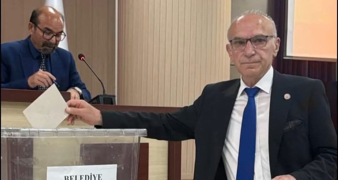 YÜREĞİR’DE CAFER BOYRAZ BAŞKANVEKİLİ OLDU