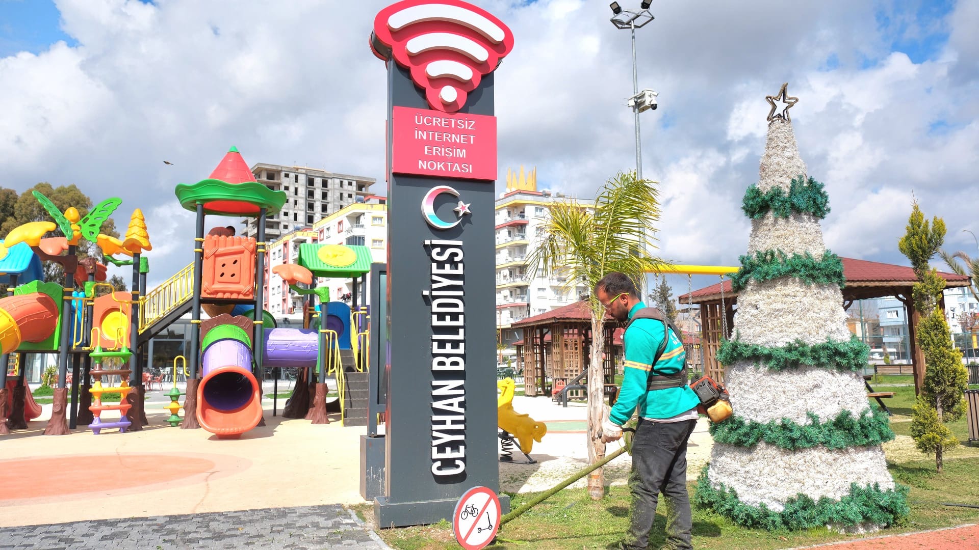 Ceyhan Belediyesi’nden Vatandaş Odaklı Hizmet: Başkan Vekili Yıldız’ın Sahadaki Çalışmaları Memnuniyet Yaratıyor