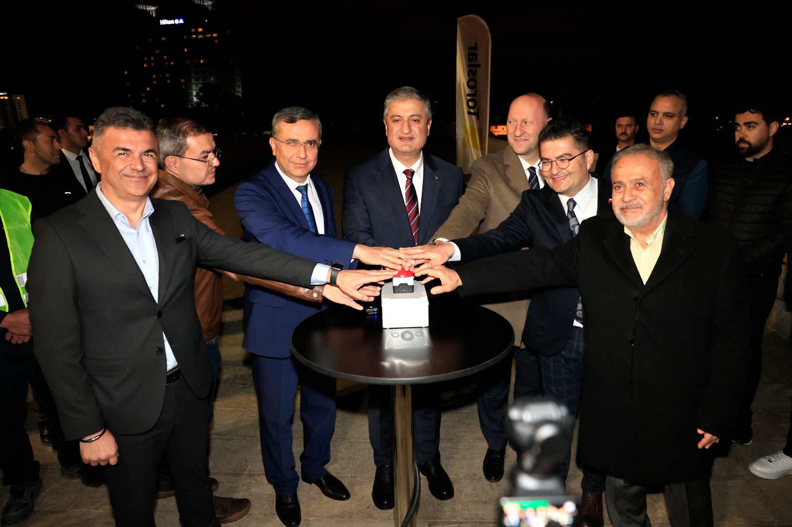 TAŞKÖPRÜ’DE AYDINLATMA ÇALIŞMALARININ İLK ETABI TAMAMLANDI