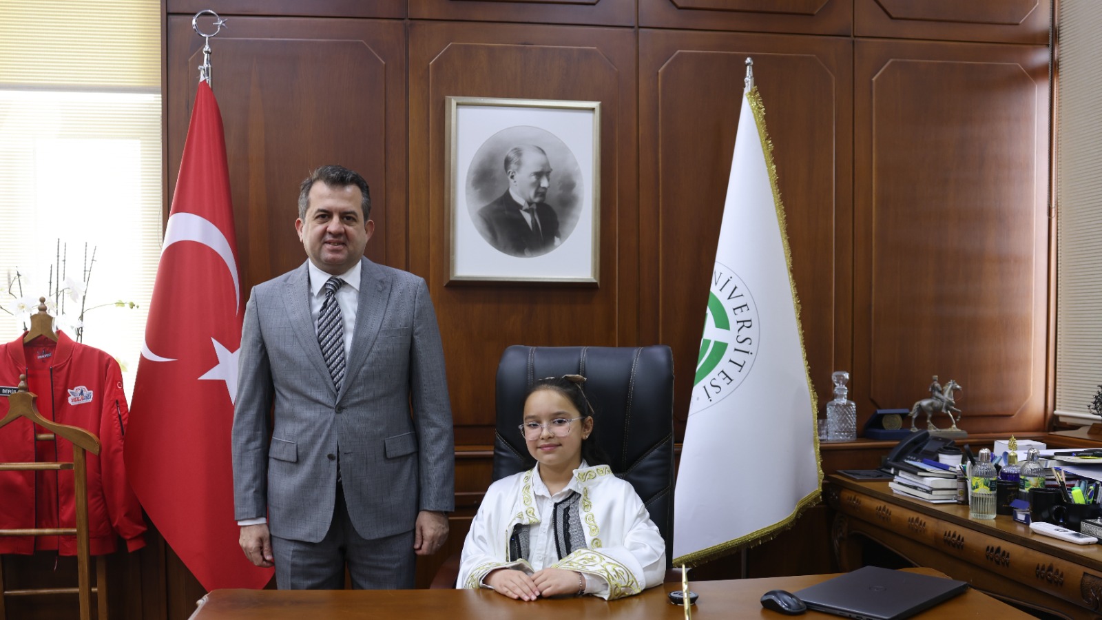 Çukurova Üniversitesinde 23 Nisan Coşkusu: Minik Rektör Göreve Geldi