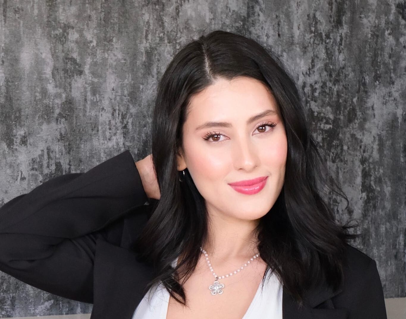 FİRDES VURAL DEV PROJEYLE GERİ DÖNÜYOR