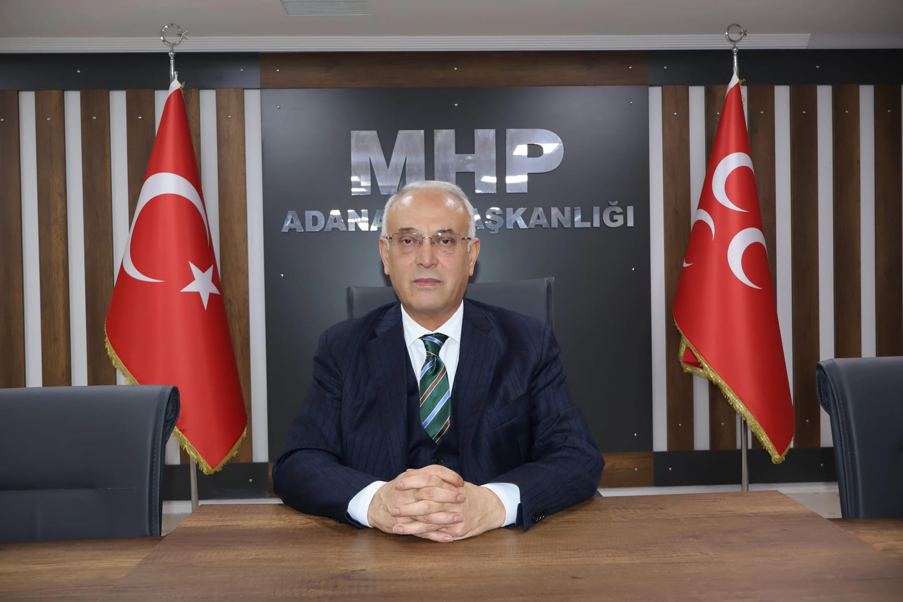 “Türk milletine soykırım iftirası atmak ahmaklıktır, rezalettir, melanettir, ihanettir!”